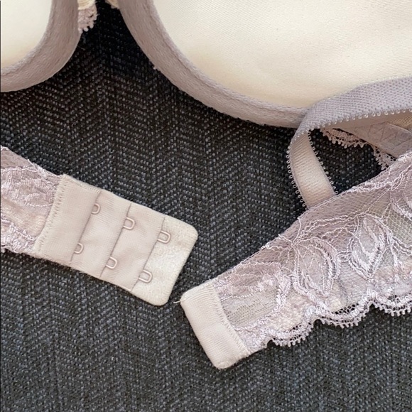 Victoria’s Secret Bra - Picture 6 of 6